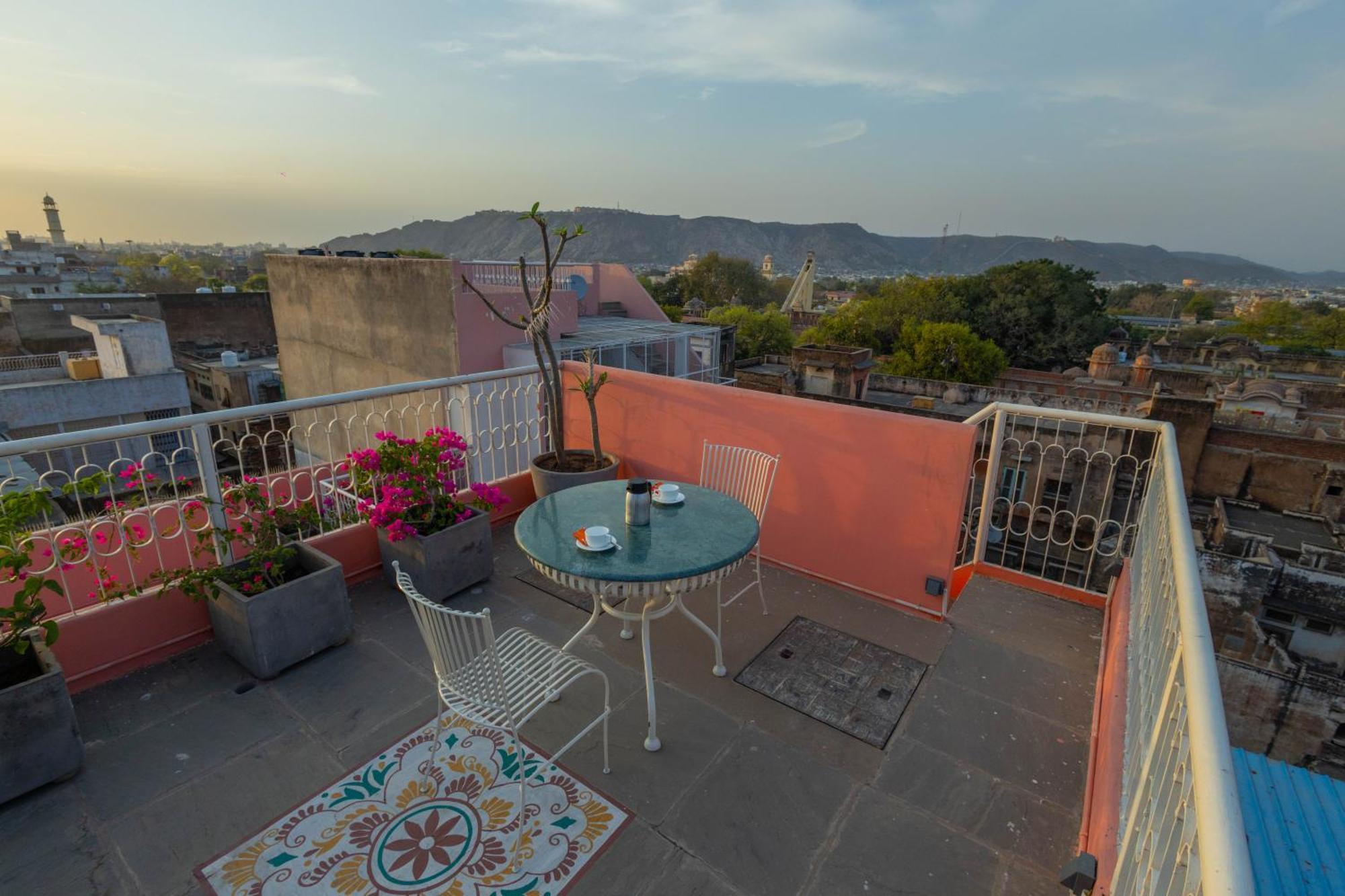 Sheel Mahal- Near Hawa Mahal Hotell Jaipur Exteriör bild