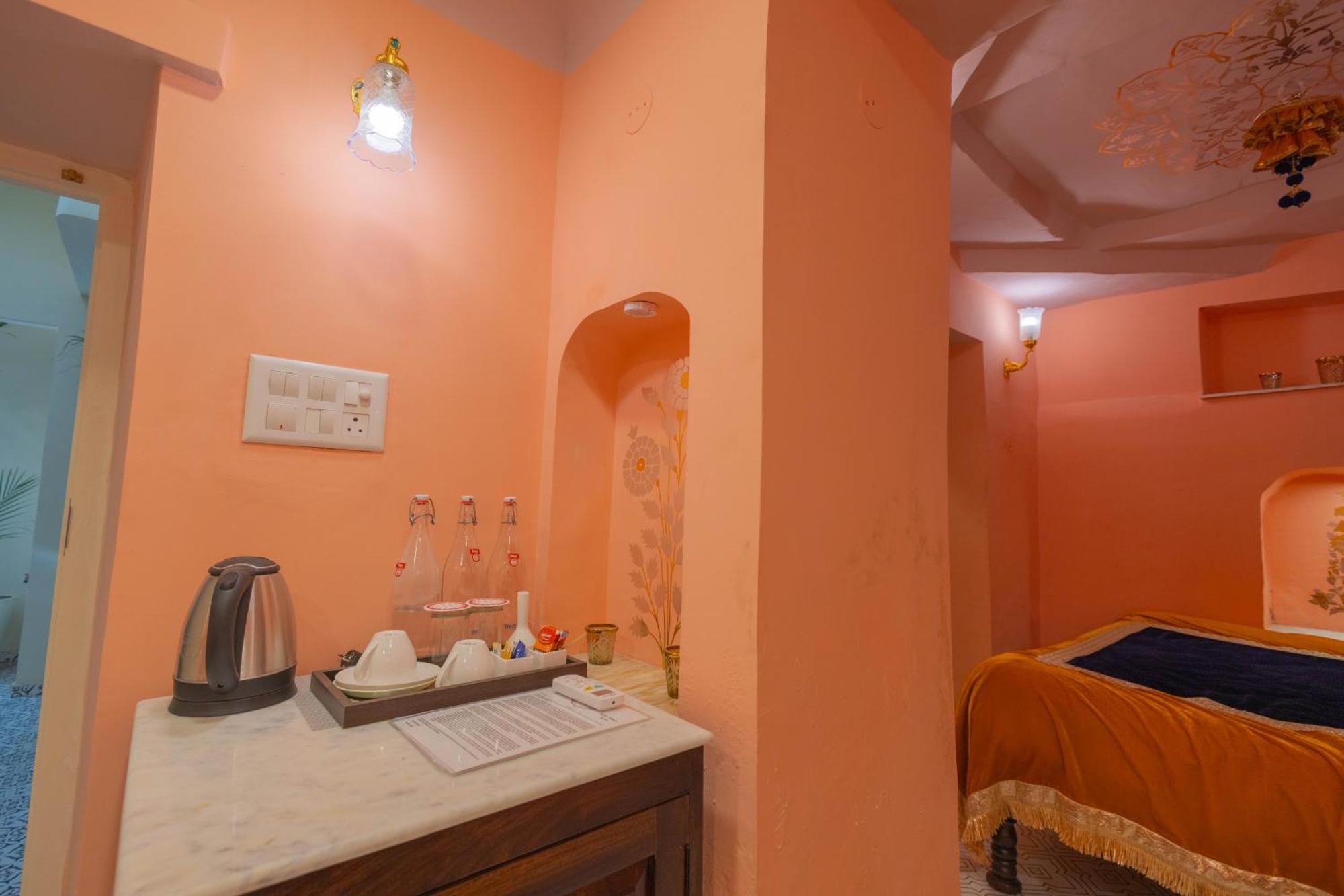 Sheel Mahal- Near Hawa Mahal Hotell Jaipur Exteriör bild